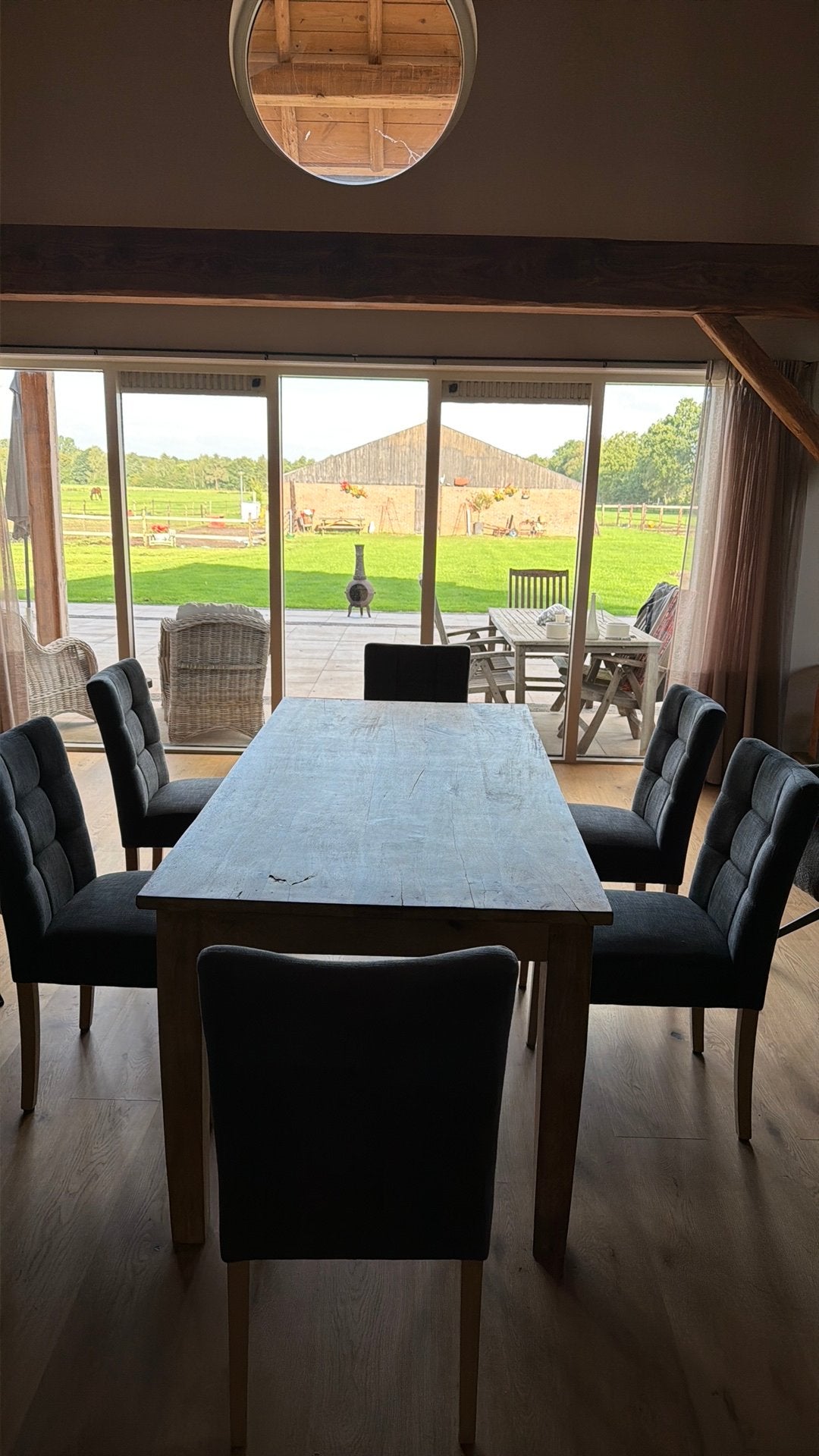 Te koop eettafel en zes stoelen, Huis en Inrichting, Ophalen, Zo goed als nieuw, 4 tot 6 stoelen