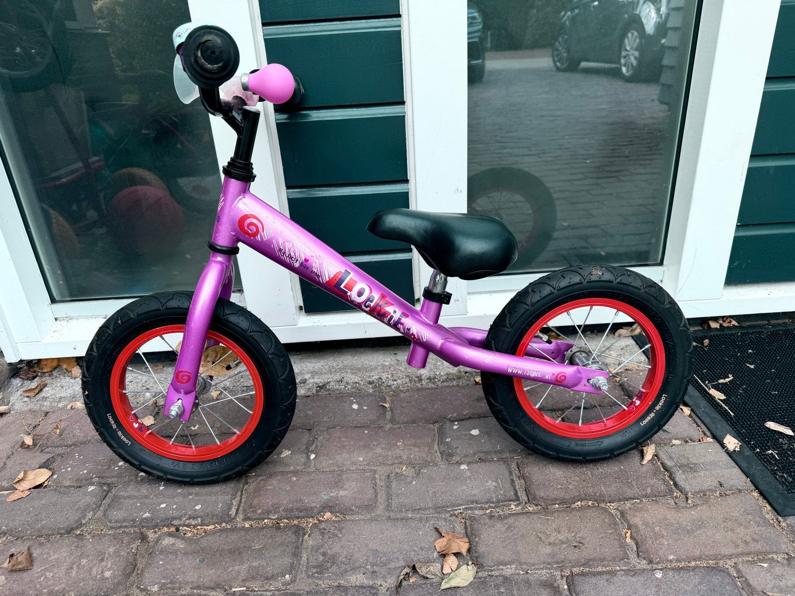 Roze Loekie Loopfiets  - Zo goed als nieuw, Fietsen en Brommers, Ophalen, Zo goed als nieuw, 16 tot 20 inch