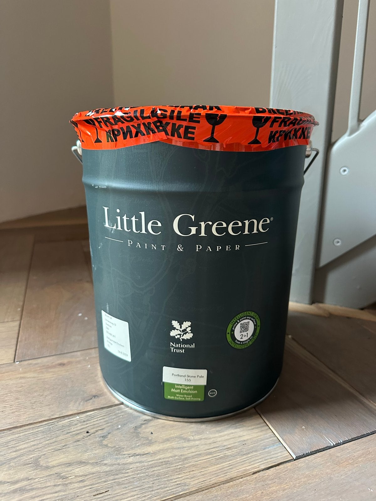 Little Greene verf Portland stone pale - 10L, onaangebroken, Doe-het-zelf en Verbouw, Verf, Beits en Lak, Ophalen, Overige kleuren