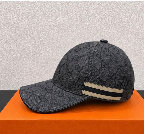 Gucci pet - Grijs - nieuw model 2026, enige op marktplaats, Kleding | Heren, Ophalen of Verzenden, Zo goed als nieuw