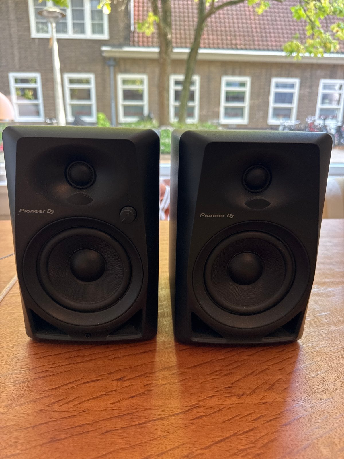 Pioneer DJ DM-40 Actieve Monitor Speakers - Perfecte staat, Studiomonitor, Ophalen of Verzenden, Zo goed als nieuw, Pioneer