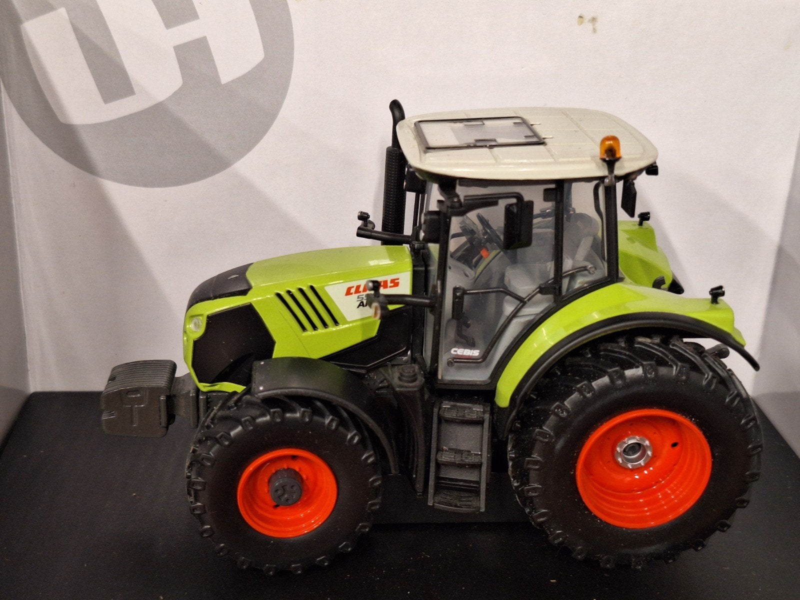Claas Arion 550, Tractor of Landbouw, Ophalen of Verzenden, Zo goed als nieuw, UH