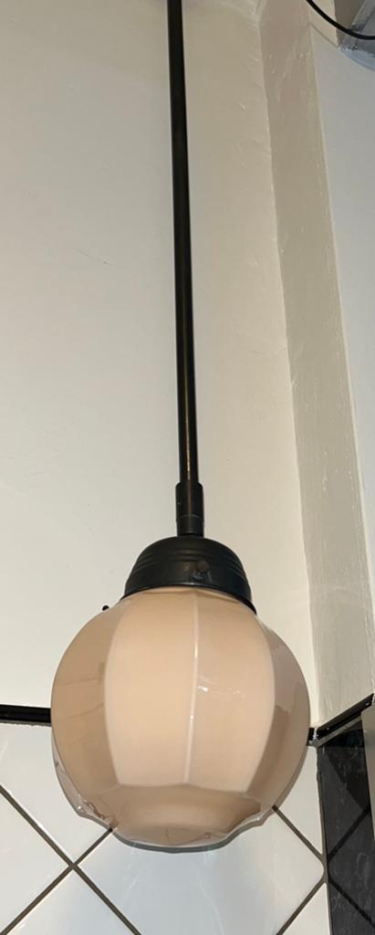 Thabur opaalglazen hanglamp - Art Deco stijl, Antiek en Kunst, Antiek | Lampen, Ophalen of Verzenden