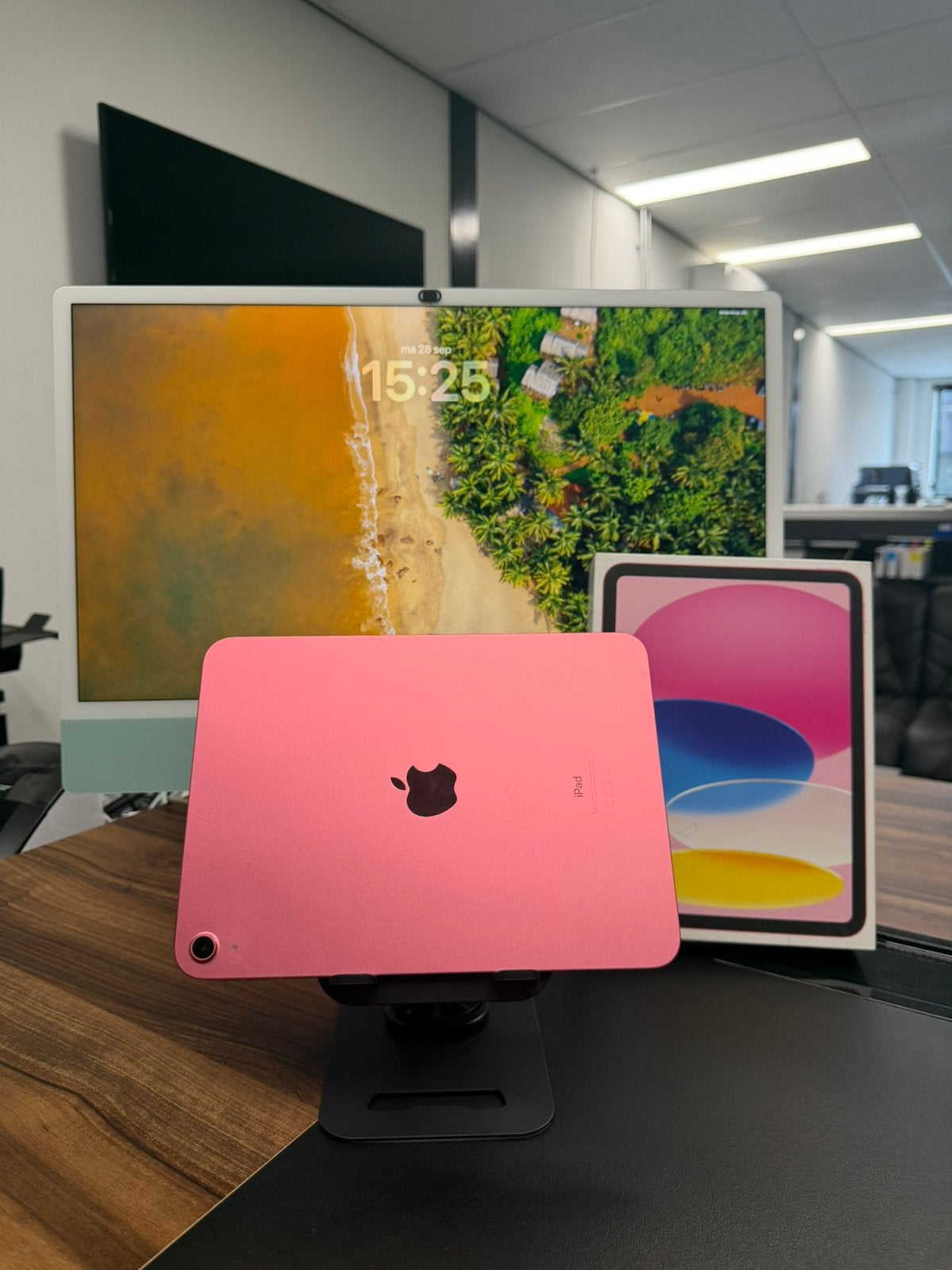 Ipad 11 128GB Roze – Inclusief oplaadkabel & factuur , Computers en Software, Apple, Apple, Ophalen of Verzenden, Zo goed als nieuw