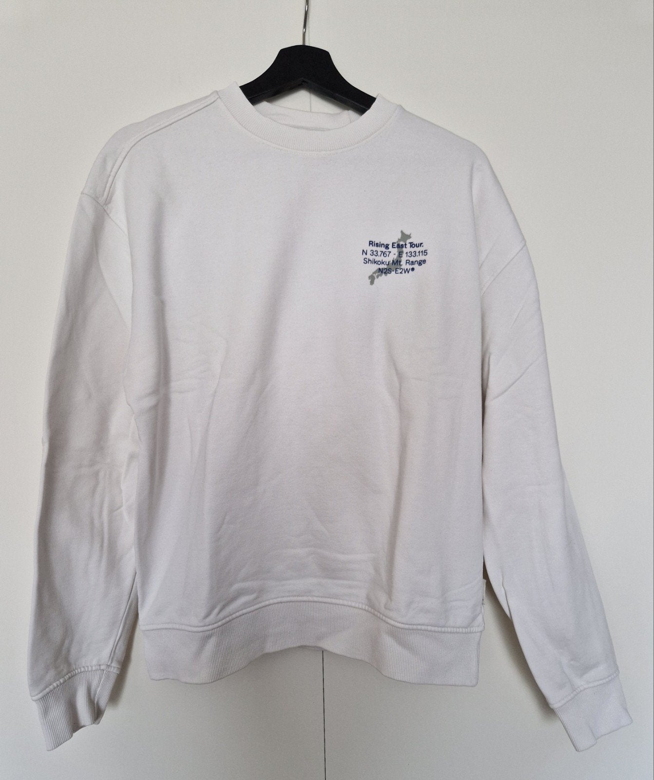 Wit met blauwe sweater van Hallinger maat M. De Sting., Kleding | Heren, Maat 48/50 (M), Hallinger, Wit, Ophalen of Verzenden