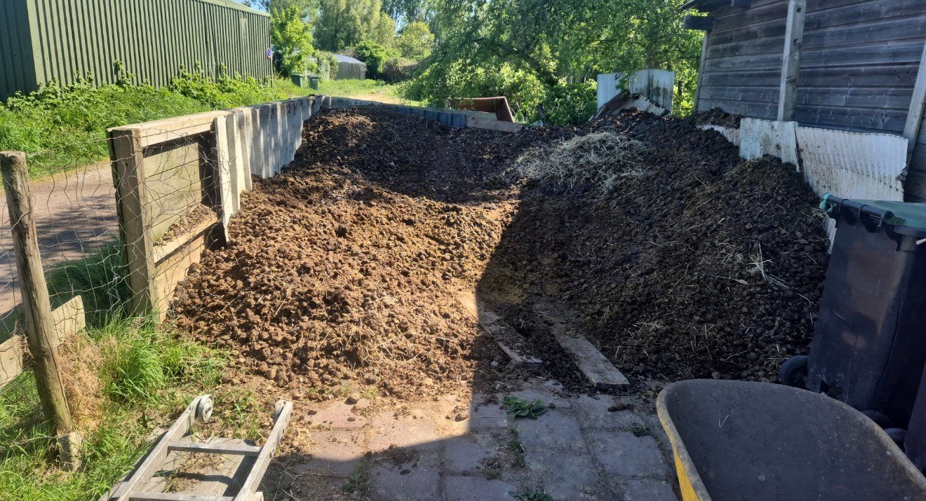 Gratis mest af te halen (ca. 10m2), Ophalen of Verzenden, Mest