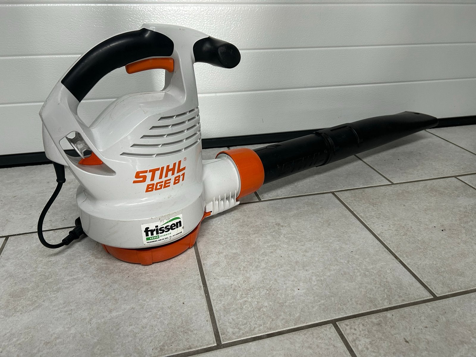 Stihl BGE 81 Elektrische Bladblazer met Zuigfunctie, Ophalen, Gebruikt, Handgedragen, Met opvangzak