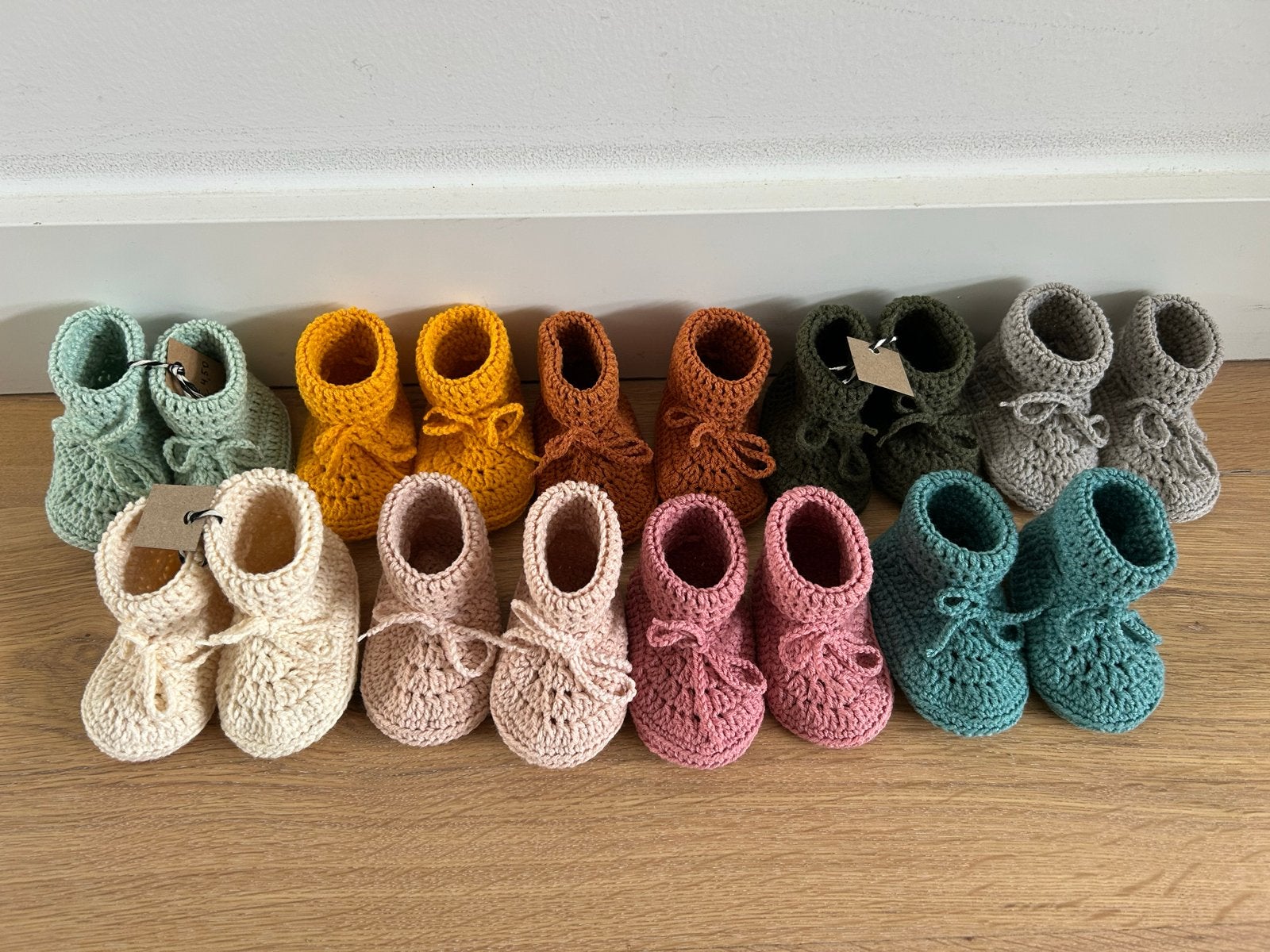 Gehaakte babyslofjes 0-3 maanden NIEUW, Kinderen en Baby's, Ophalen of Verzenden, Nieuw, Jongetje of Meisje, Slofjes
