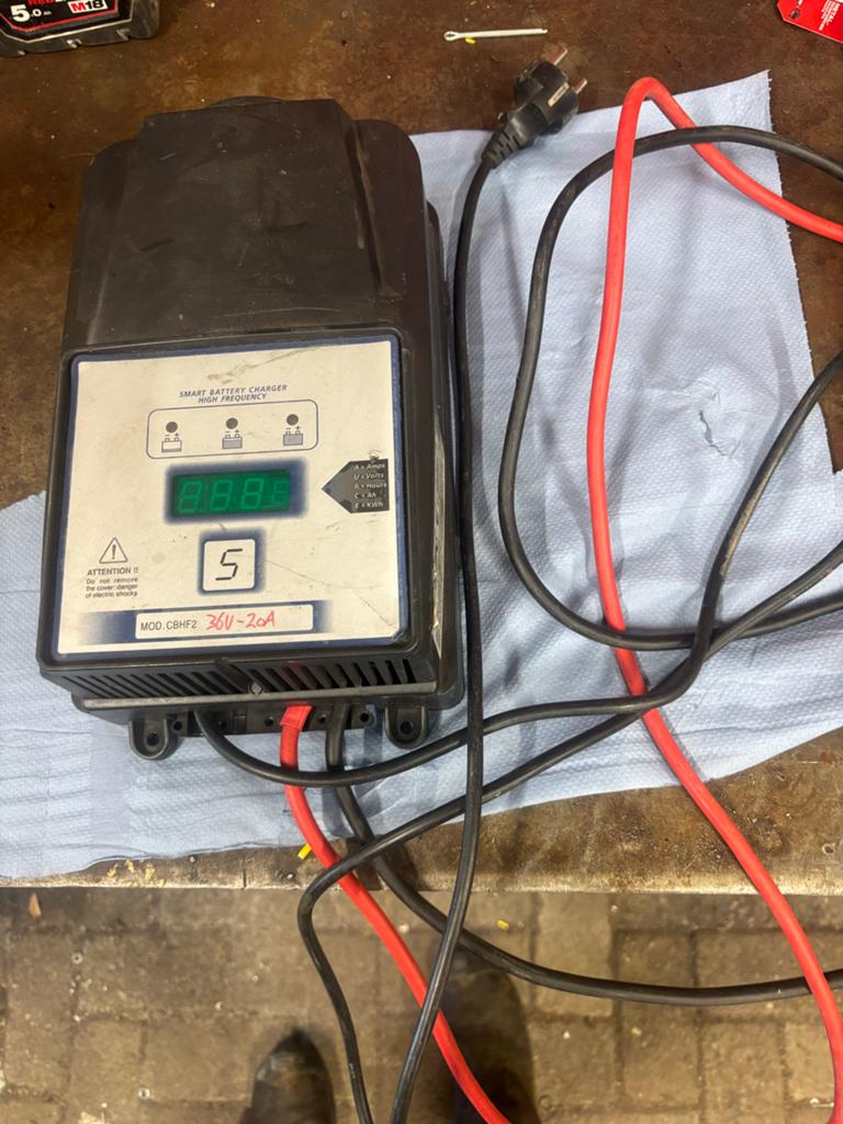 SPE CBHF2 24-20 Acculader - 24V 20A, Ophalen of Verzenden