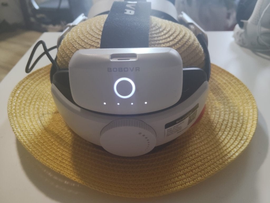 Meta Quest 2 256GB met BoboVR M2 Pro en accessories, Spelcomputers en Games, Virtual Reality, Ophalen, Gebruikt, VR-bril, Overige platformen