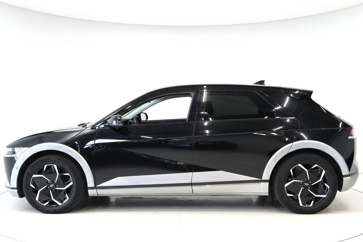 Hyundai IONIQ 5 Uniq AWD 73kWh|Automaat|LED|Navi|Leder|Camer, Auto's, Automaat, Dealer onderhouden, Gebruikt, Zwart
