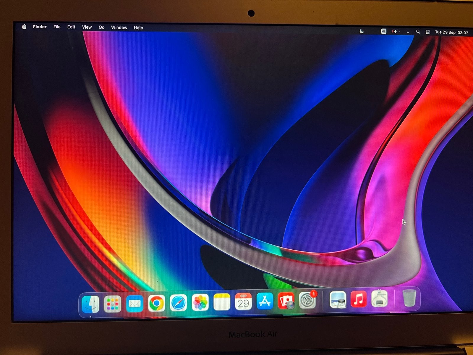Foto 7 van MacBook Air 2017 13 inch - Intel i7, 8GB RAM, 120GB SSD