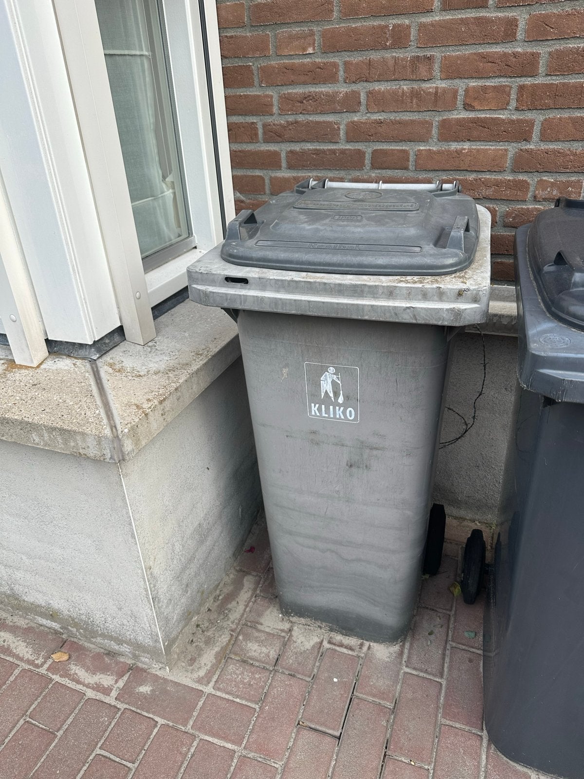 Grijze Kliko afvalcontainer met wielen, Kunststof, Gebruikt, 40 liter of meer, Ophalen of Verzenden