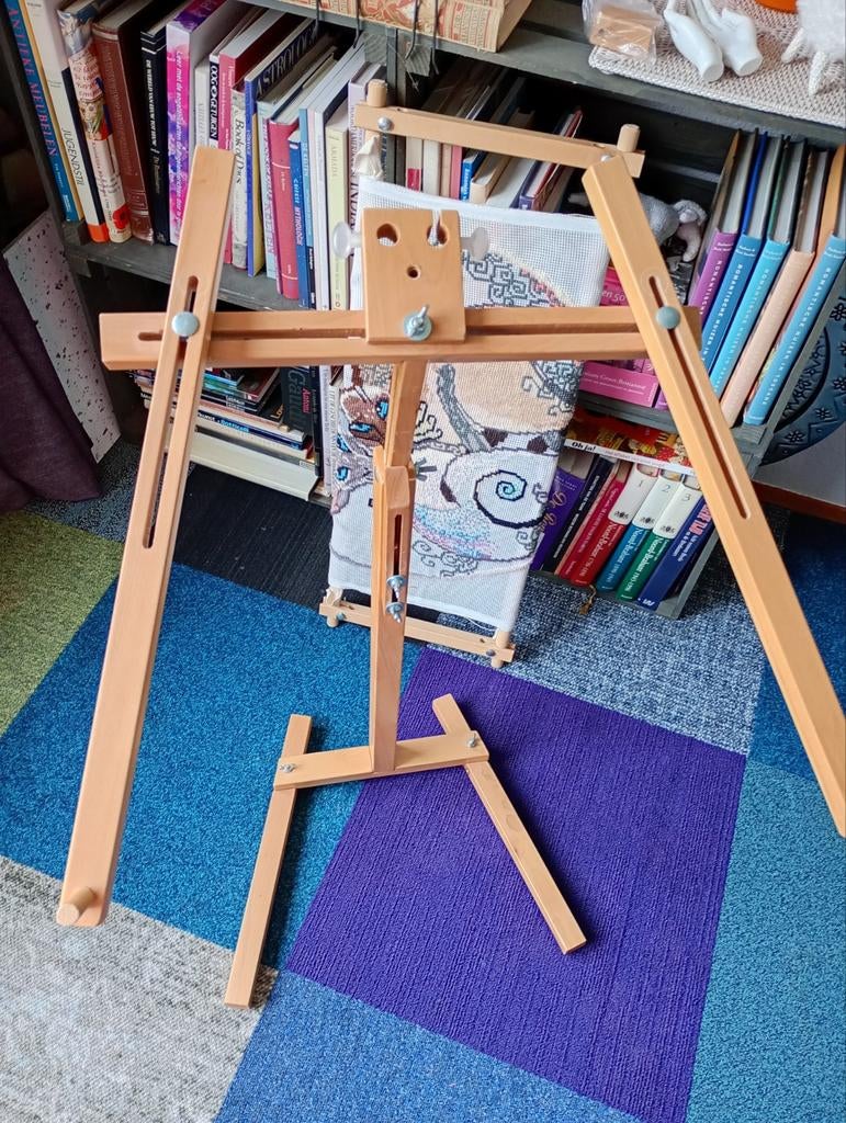Houten borduurstandaard - Handig voor borduurprojecten, Hobby en Vrije tijd, Ophalen of Verzenden, Onderdeel of Toebehoren
