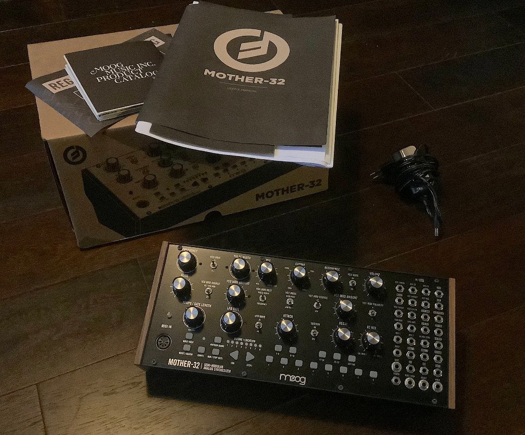 Moog Mother-32, Muziek en Instrumenten, Synthesizers, Overige aantallen, Zo goed als nieuw, Met midi-aansluiting, Ophalen