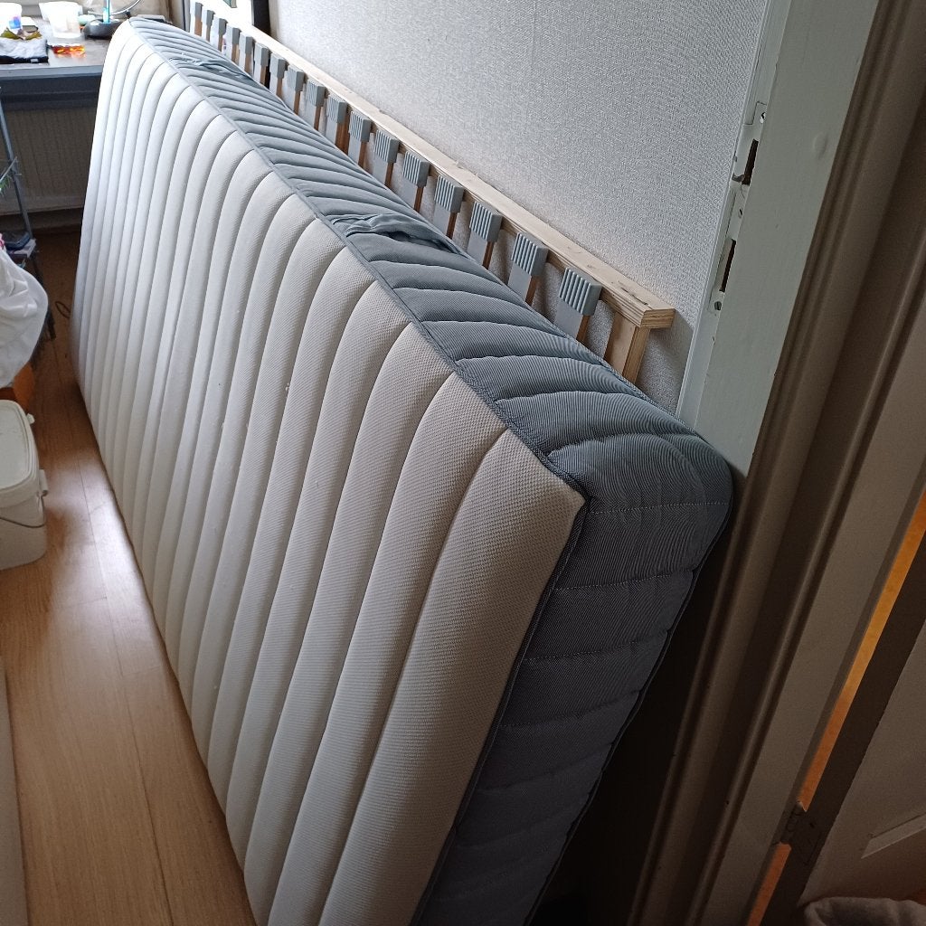 Matras z.g.a.n. gratis ophalen Haarlem, Huis en Inrichting, Ophalen, 90 cm, Eenpersoons, Zo goed als nieuw