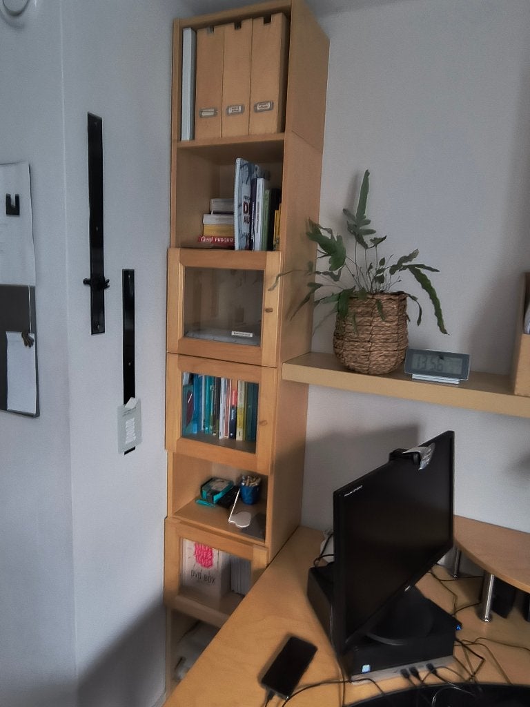 Bergkastje boekenkastje vitrinekastje, Ophalen, Gebruikt