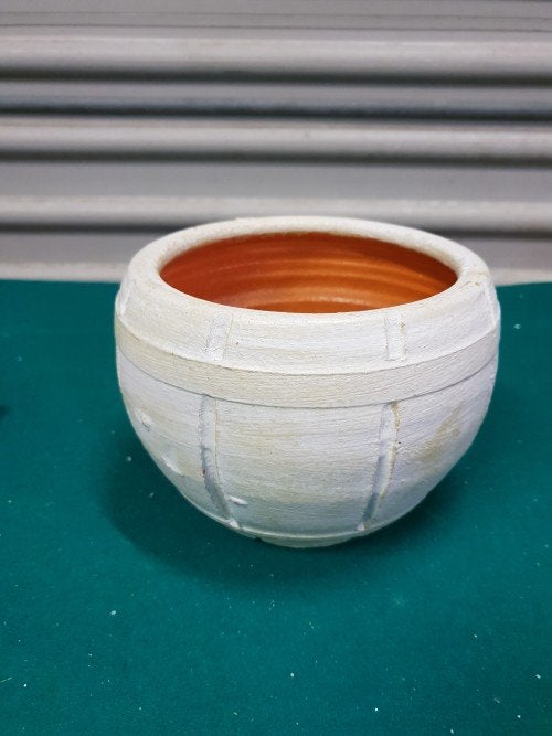 Bloempot van crème aardewerk, rond, Ophalen of Verzenden, 'T Olde Gre-j, Info@toldegrej.nl, Endepoelstraat 20f Didam
