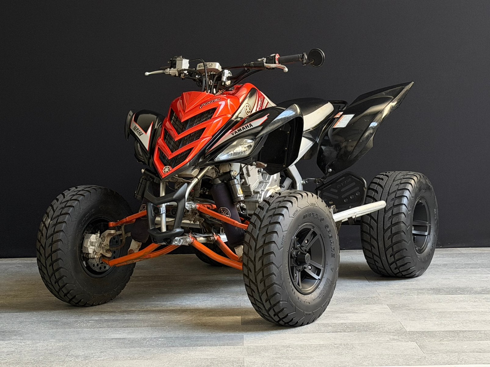 Yamaha Raptor 700 R Special. FMF Quad YFM 700 NL kenteken!