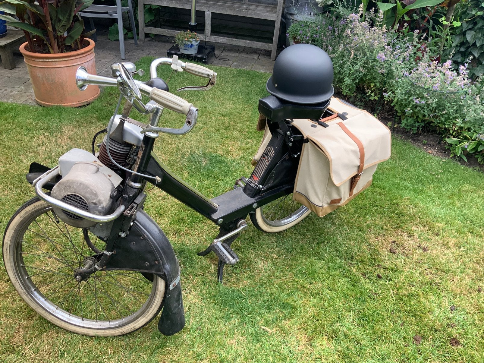 Solex Oto 1960 2 stuks incl. bak diverse onderdelen., Ophalen, Gebruikt, Oto, Maximaal 25 km/u