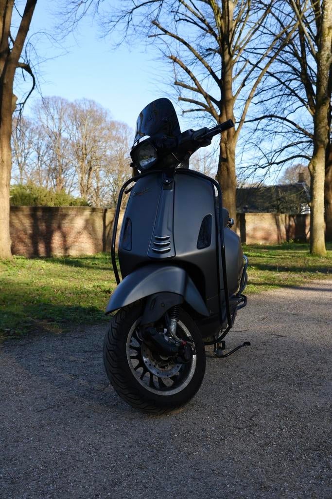 Vespa Sprint, Fietsen en Brommers, Scooters | Vespa, Ophalen, Zo goed als nieuw, Benzine, Vespa S