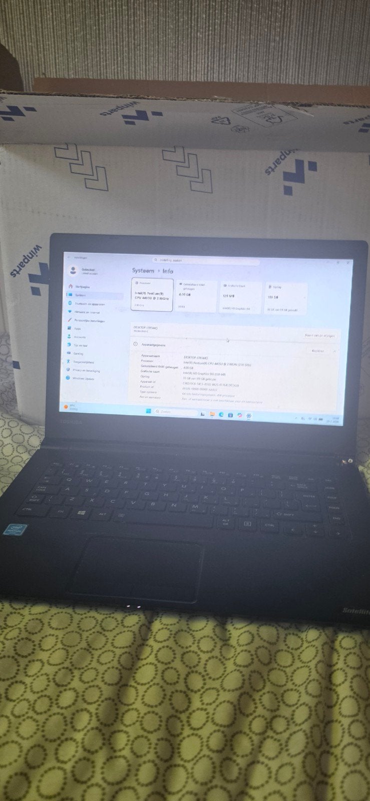 Toshiba satelite pro Windows 11 laptop + laptoptas, Computers en Software, Ophalen of Verzenden