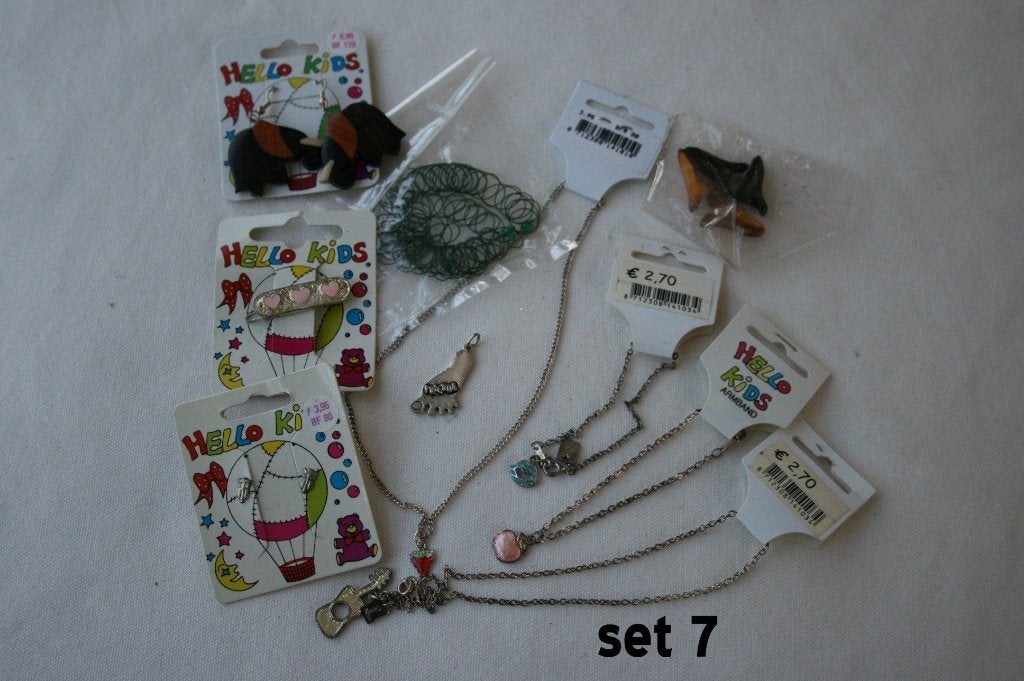 Setje met 10 nieuwe kindersieraden (7), Ophalen of Verzenden, Nieuw, Overige kleuren, Overige typen