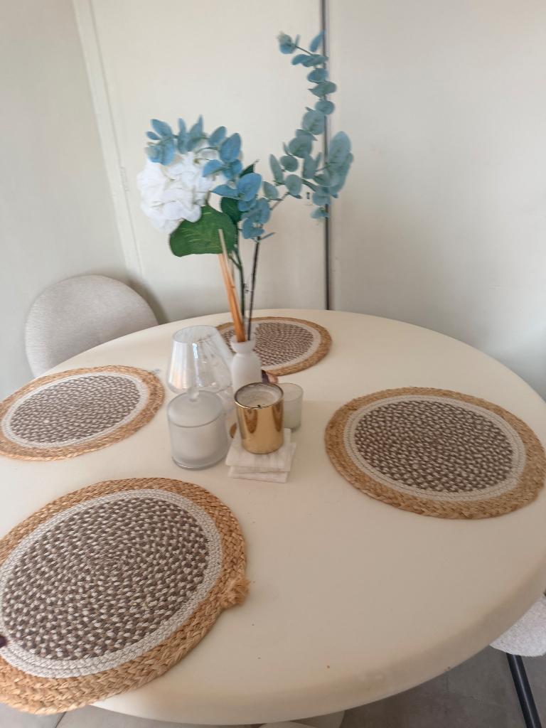 Eet tafel, Huis en Inrichting, Tafels | Eettafels, Ophalen of Verzenden, Rechthoekig, 50 tot 100 cm