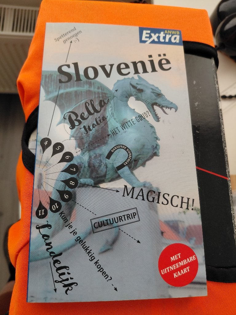 Slovenie reisgids ANWB, Boeken, Reisgidsen, Europa, Ophalen of Verzenden, Zo goed als nieuw, Reisgids of -boek