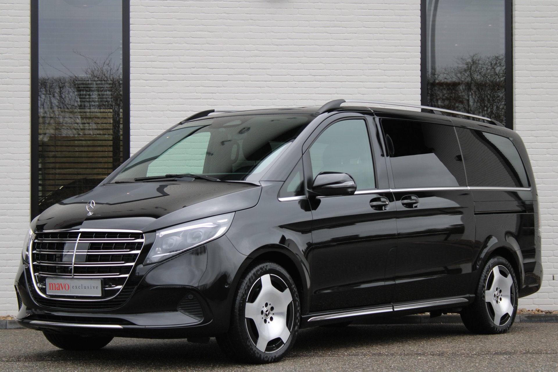 Mercedes-Benz V-Klasse 300d / AMG / Exclusive / 6-Pers / INC, Auto's, Mercedes-Benz, Automaat, Achterwielaandrijving, Met garantie (alle)