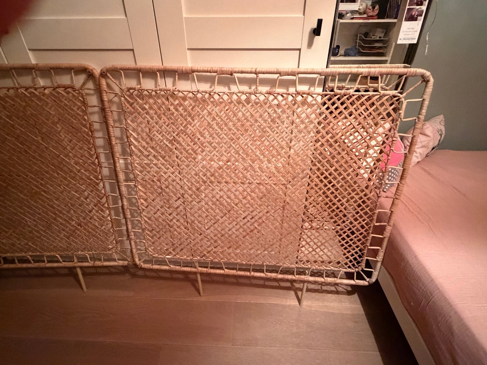 Ikea hoofdeinde tolkning 2 stuks, Huis en Inrichting, Slaapkamer | Bedden, Ophalen, Eenpersoons, Beige, Metaal