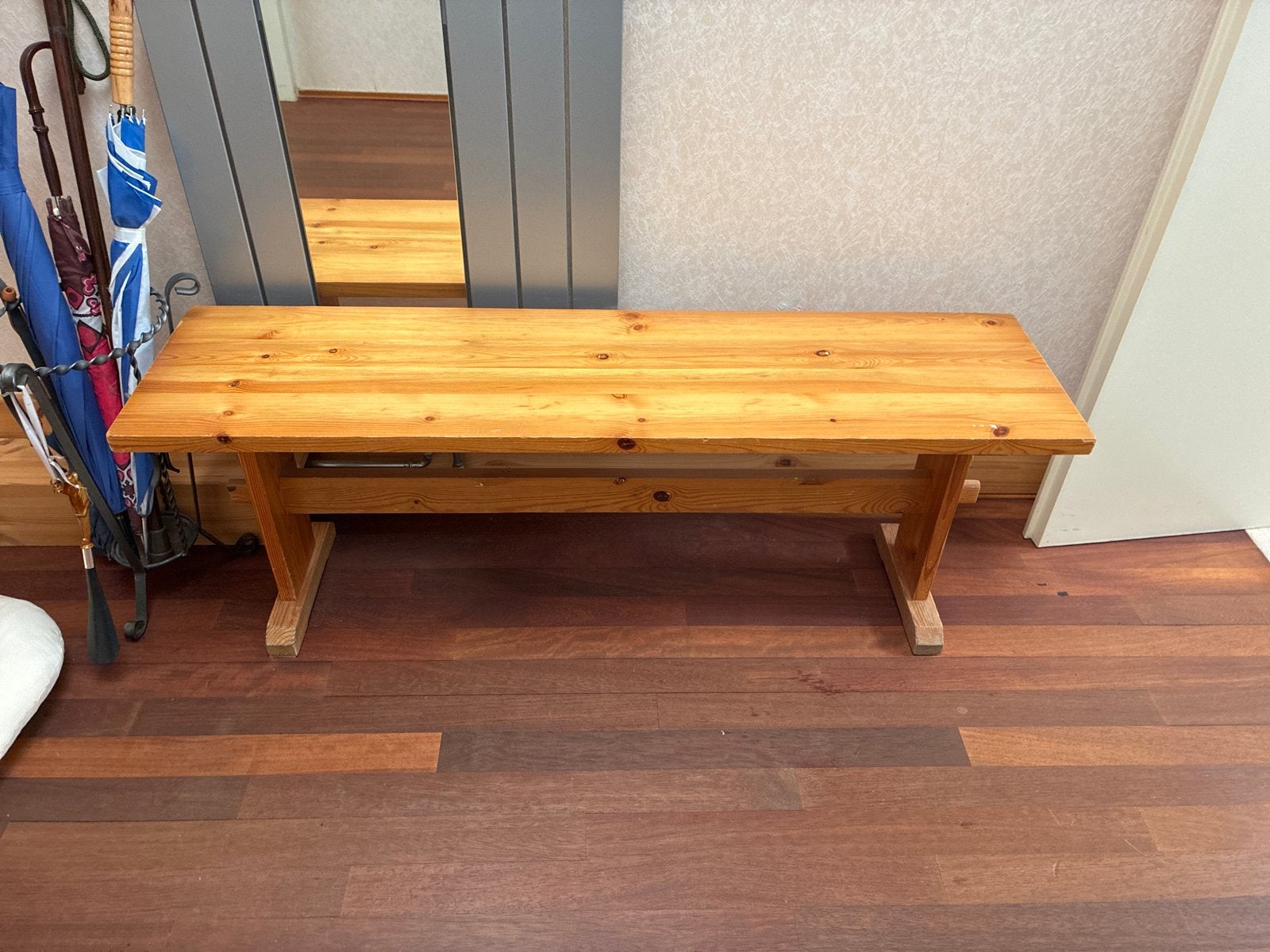 Gelakt grenen bankje - 121x32x44 cm, Huis en Inrichting, Ophalen, Gebruikt, Hout
