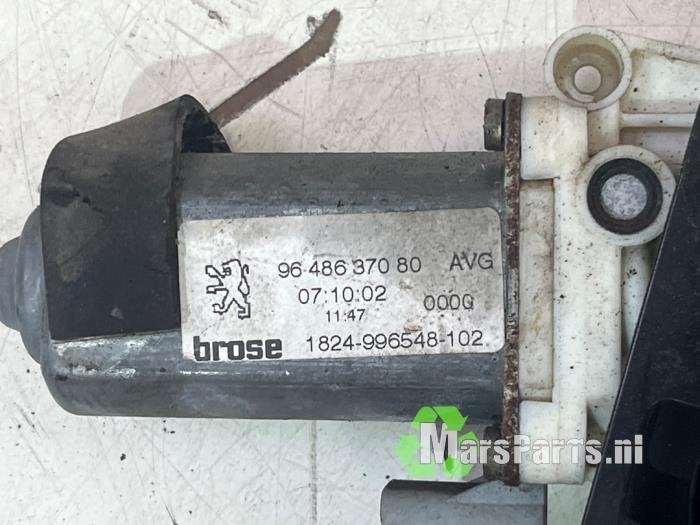 Ruitmechaniek 2Deurs links-voor van een Peugeot 206, Gebruikt, -, -, Ophalen of Verzenden