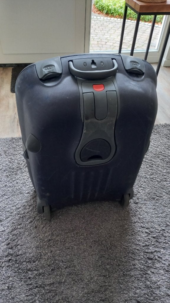 twee vliegtuigkoffers Carlton, Gebruikt, Hard kunststof, 45 tot 55 cm, 70 cm of meer