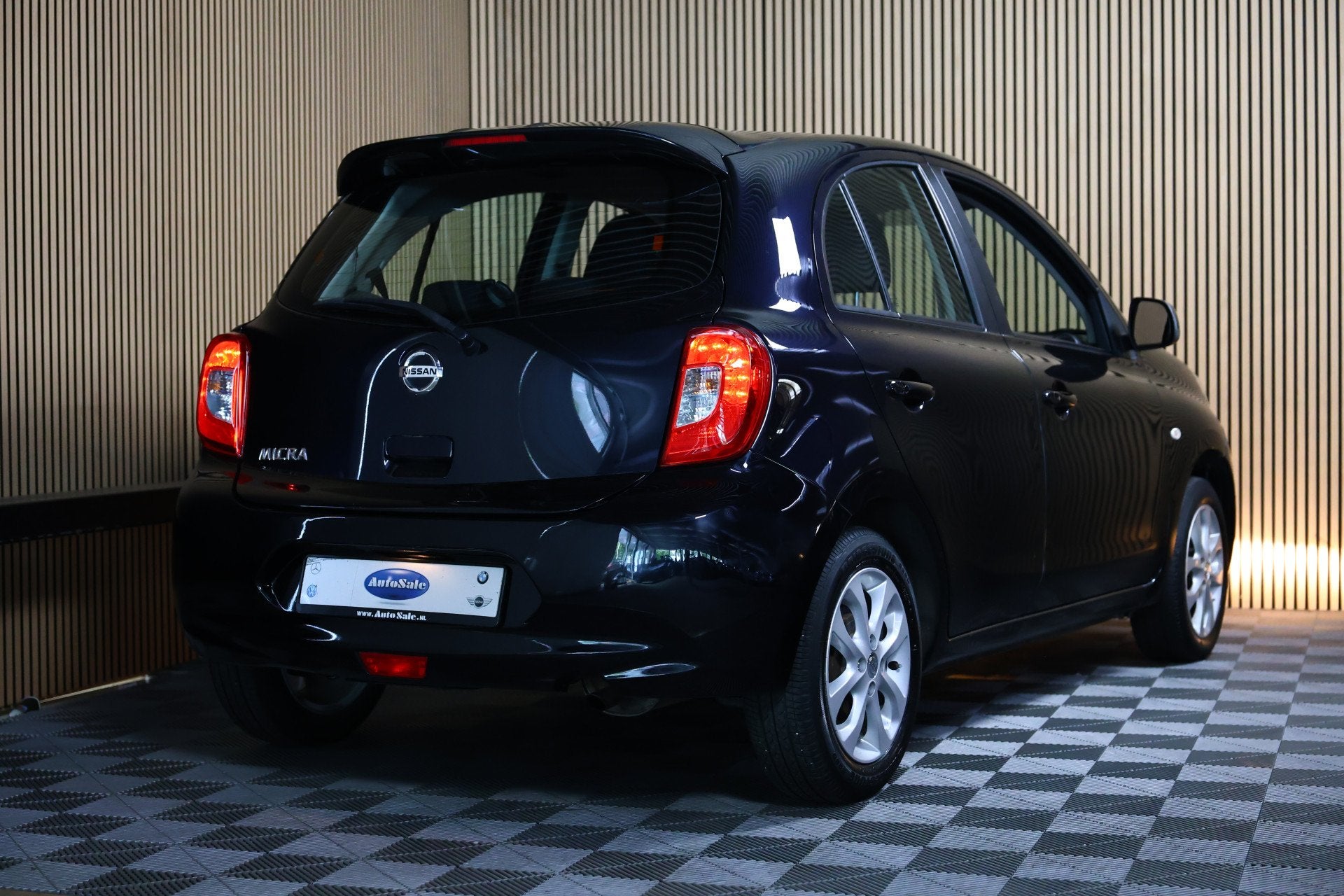 Nissan Micra 1.2 TEKNA Edition AUTOMAAT CRUISECONTROL AIRCO, Stof, Gebruikt, 920 kg, 82 pk