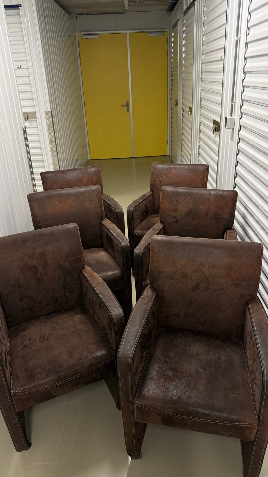 6 Prachtige bruine stoelen op wieltjes, hoge kwaliteit, Huis en Inrichting, Overige materialen, Bruin, Ophalen of Verzenden, Zo goed als nieuw