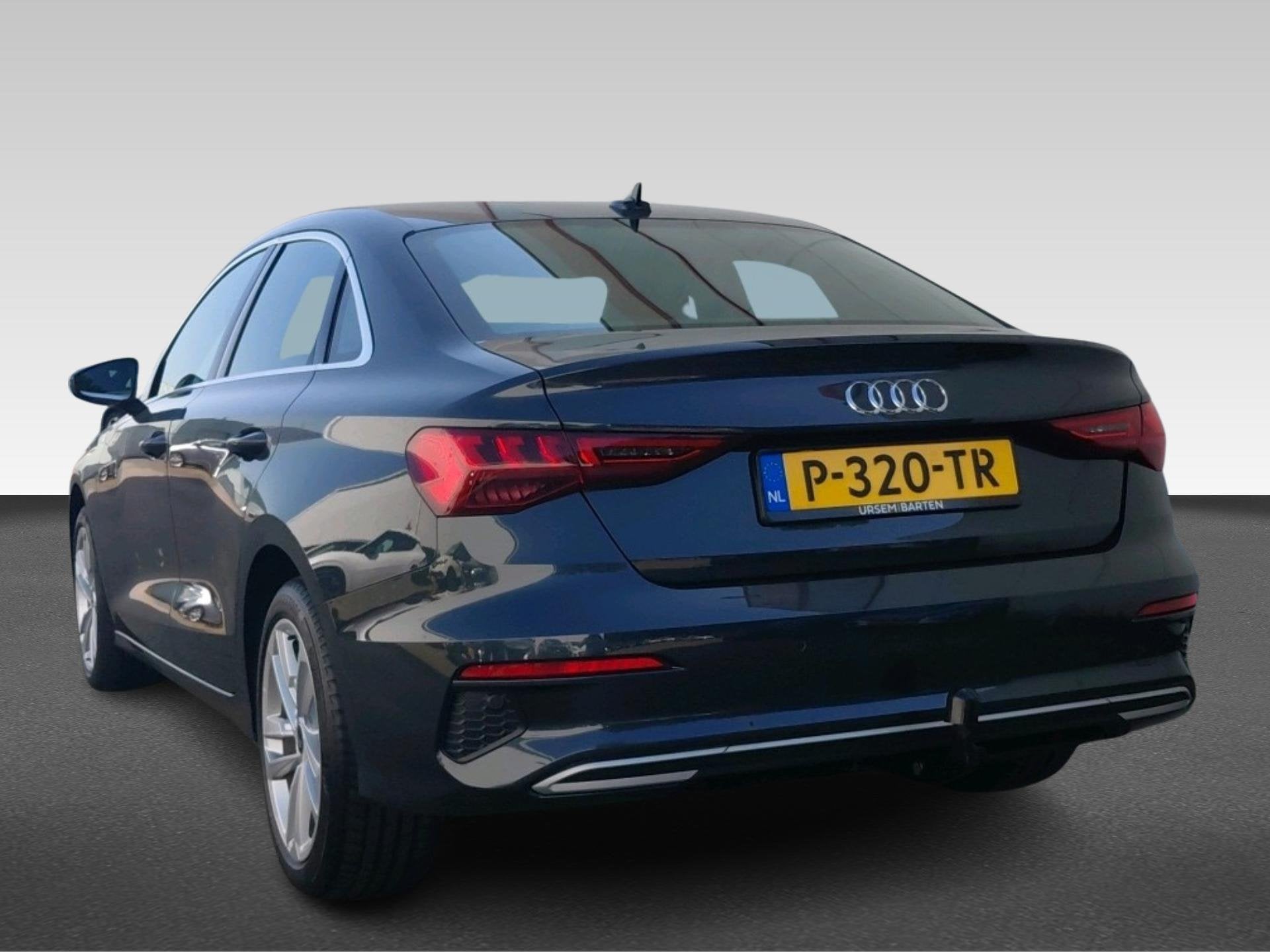 Audi A3 Limousine 30 TFSI Advanced edition, Auto's, Gebruikt, Origineel Nederlands, 19 km/l, 3 cilinders