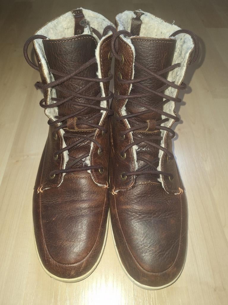 Hub hoge Sneakers  met bont 43, Kleding | Heren, Schoenen, Ophalen of Verzenden
