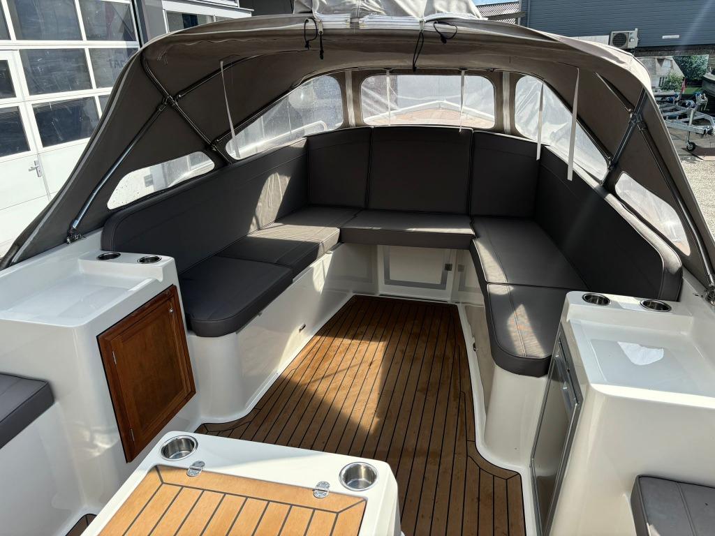 Intender 820 (2017), Ophalen, Gebruikt, Binnenboordmotor, Diesel