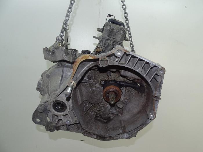 Versnellingsbak van een Fiat Punto Evo, Gebruikt, -, -, Ophalen of Verzenden