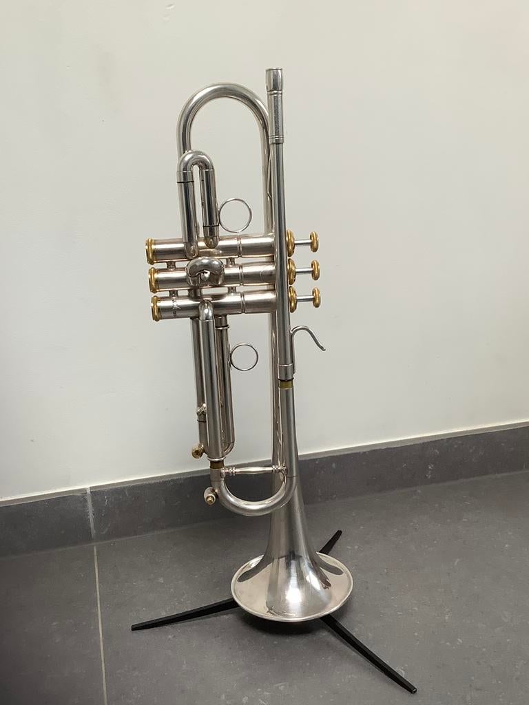Tekoop trompet merk Stomvi. Bb, Muziek en Instrumenten, Ophalen, Zo goed als nieuw, Overige typen