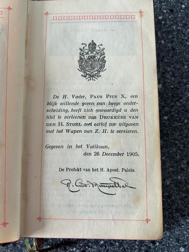 Waakt en bid communie en gebedenboek, Antiek en Kunst, Antiek | Boeken en Bijbels, Ophalen of Verzenden