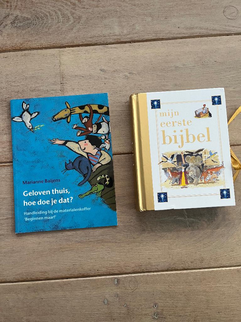Mijn eerste bijbel geloven thuis communie katholiek geloof, Boeken, Ophalen of Verzenden, Nieuw