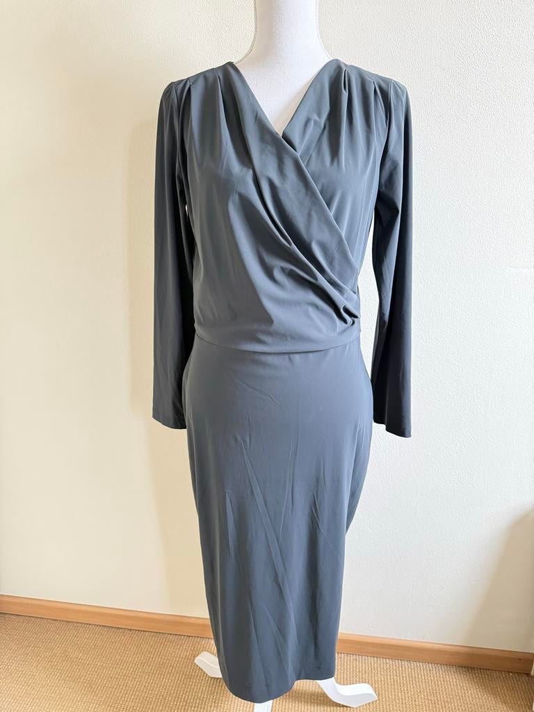 La Dress Antraciet Jurk - Maat M - Nieuw, Ophalen of Verzenden, Nieuw, Maat 38/40 (M), Grijs
