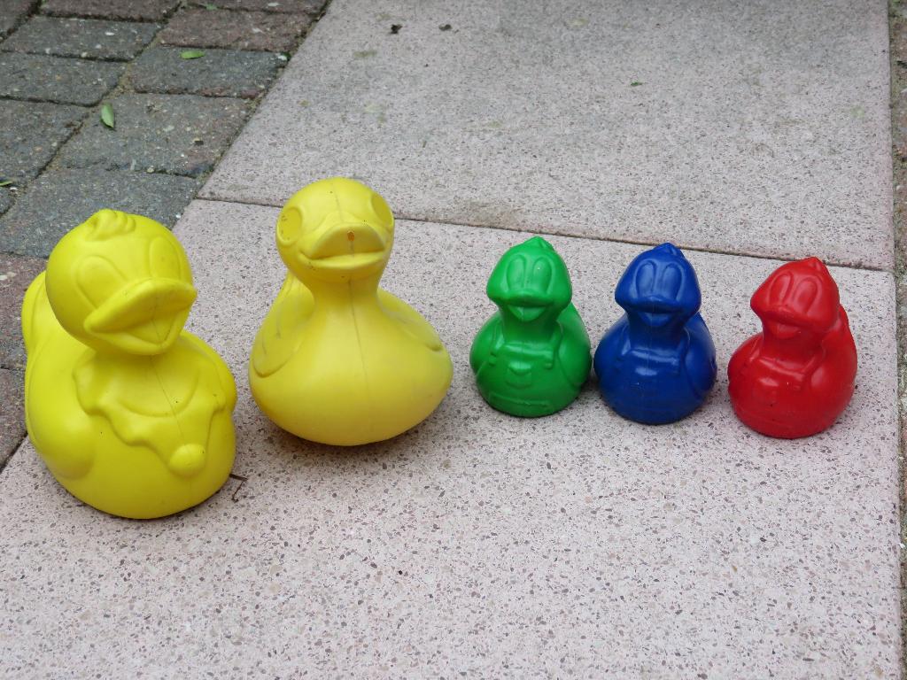Set van 5 badeenden (badeendjes familie) voor in zwembadje, Ophalen of Verzenden, Gebruikt