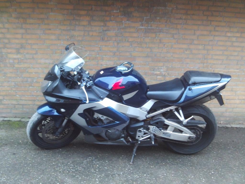 Honda Fireblade 929 bj 2001,sc 44 ,gaat weg in onderdelen, Motoren, Ophalen of Verzenden, Gebruikt