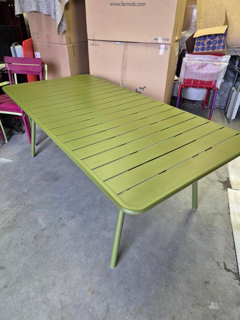 Demo tafel 207x100 Fermob Luxembourg pesto, Tuin en Terras, Tuintafels, Ophalen, Zo goed als nieuw, Rechthoekig