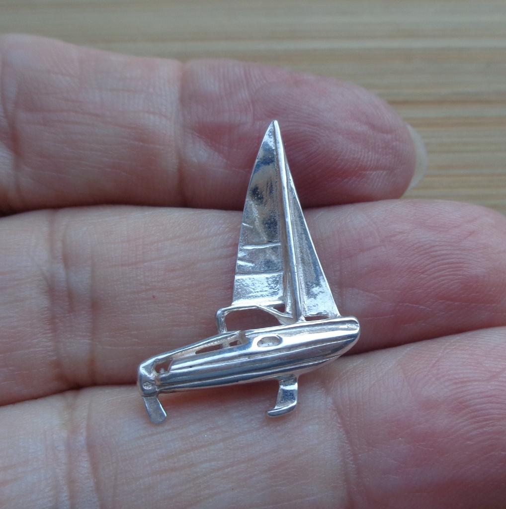zilveren bedel/hanger zeilboot [577], Overige merken, Ophalen of Verzenden, Zo goed als nieuw, 1 bedel
