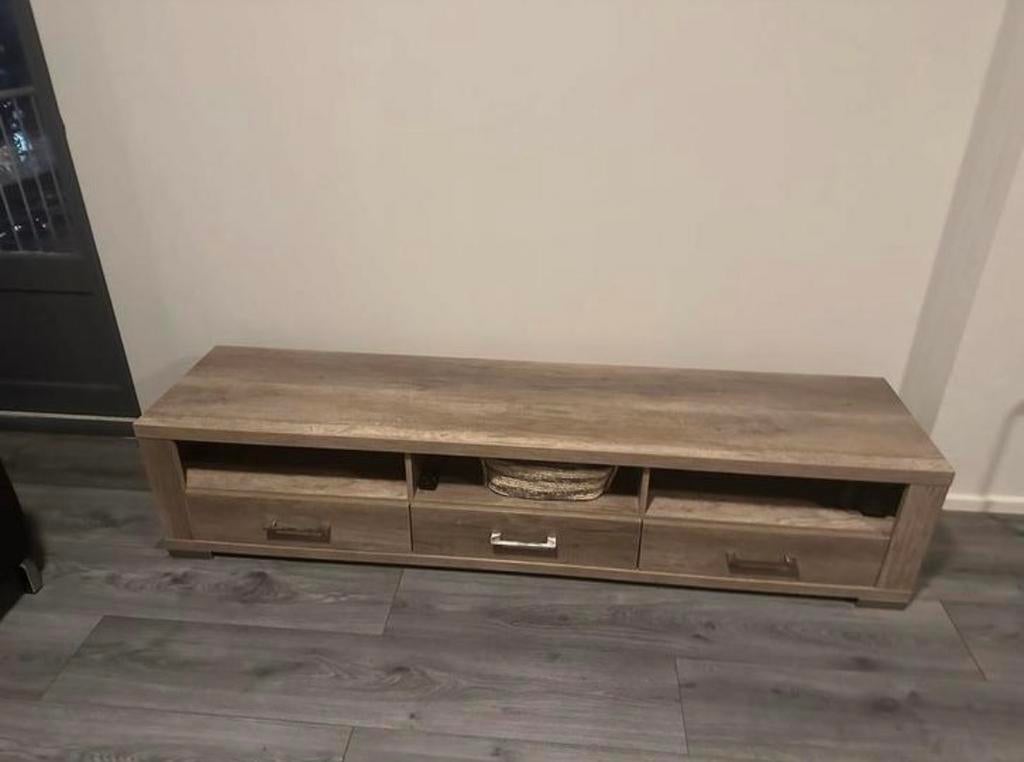 Mooie tv meubel met opbergruimte.192x45x42 cm, Ophalen, Kunststof, 150 tot 200 cm, Zo goed als nieuw