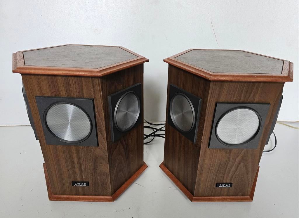 Akai speakers., Audio, Tv en Foto, Luidsprekers, Zo goed als nieuw, Minder dan 60 watt, Front, Rear of Stereo speakers, Ophalen